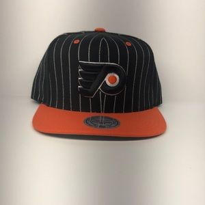 Mitchell & Ness Philadelphia Flyers Snapback